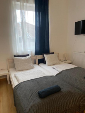 Budapest Airport-Vecsés Trainstation Apartman K7